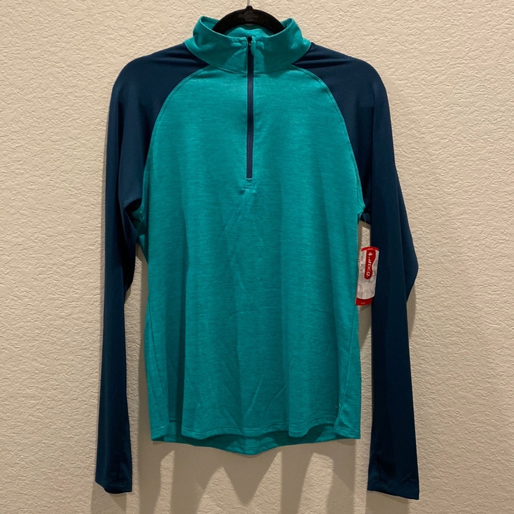 BCG long sleeve athletic top. Dark teal and light teal. Size Medium